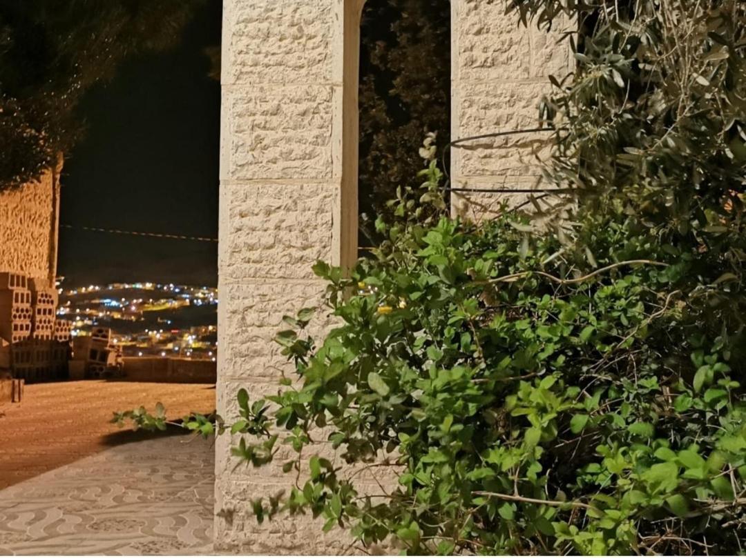 Orchid Apartment Wadi Musa Exterior photo